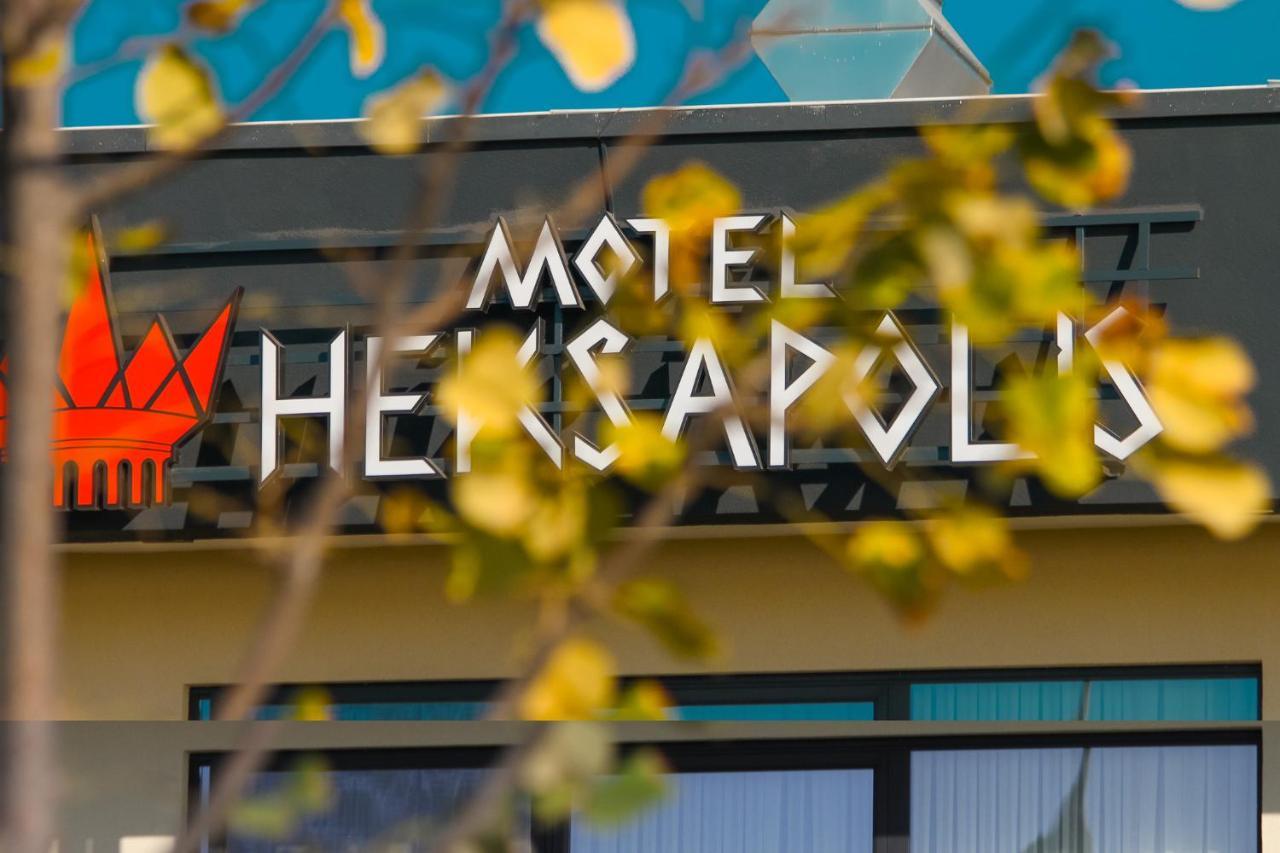 Motel Heksapolis Tavsancil Ngoại thất bức ảnh