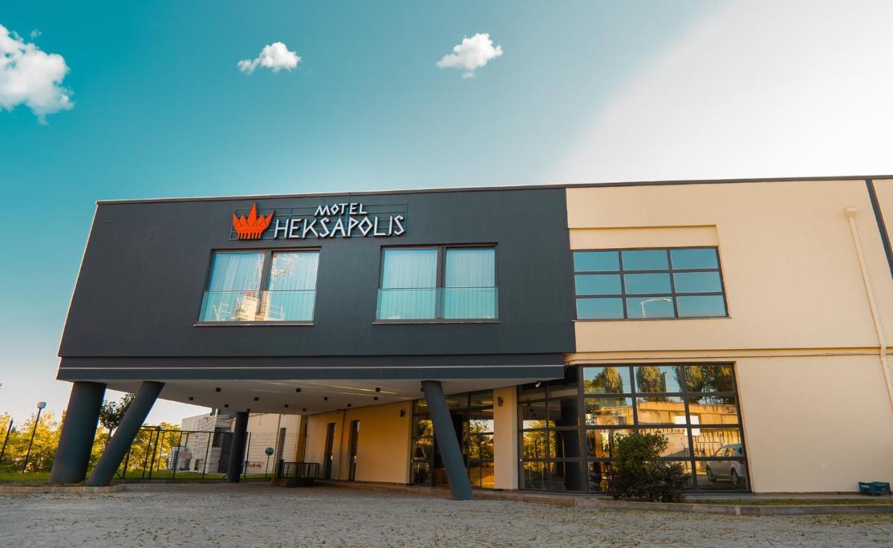 Motel Heksapolis Tavsancil Ngoại thất bức ảnh