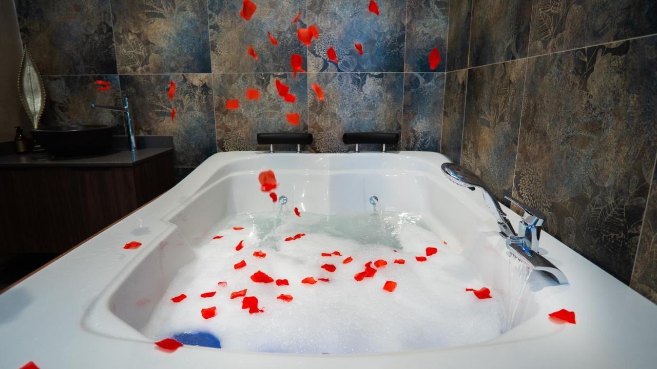Motel Heksapolis Tavsancil Ngoại thất bức ảnh