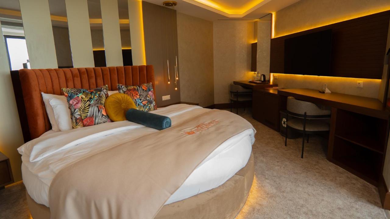 Motel Heksapolis Tavsancil Ngoại thất bức ảnh