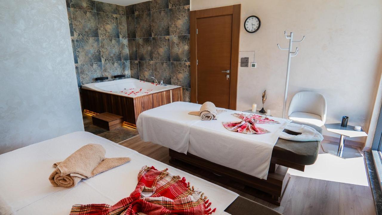 Motel Heksapolis Tavsancil Ngoại thất bức ảnh